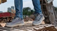 Sự Khác Biệt Của Giày Bảo Hộ Chống Dầu