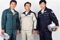 May quần áo bảo hộ lao động cần lưu ý gì? 