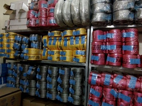 cáp vải cẩu hgangf.jpg