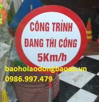 Biển cảnh báo công trường